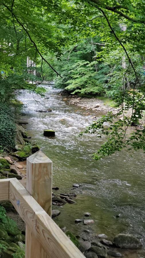 Cozy Creek Cottages Maggie Valley Exterior foto